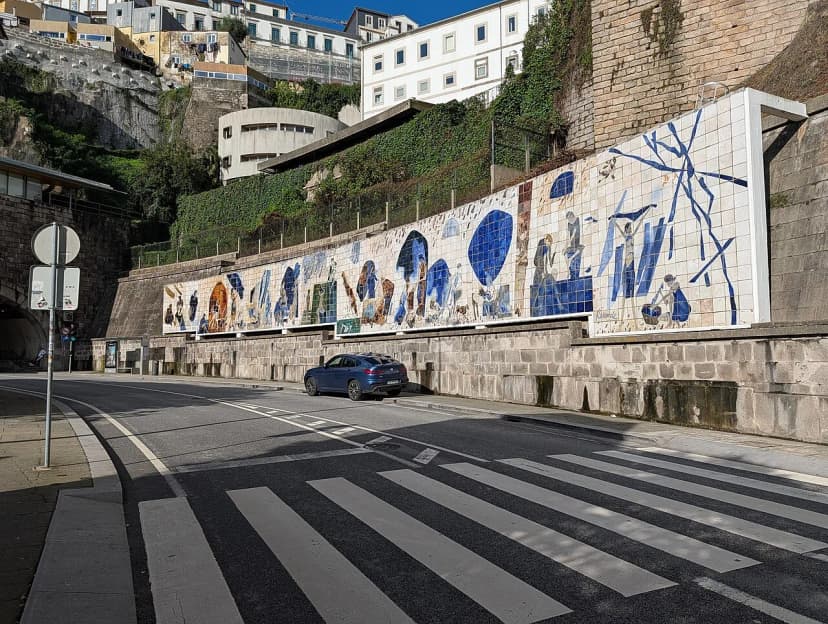 Porto Self-Guided Walking Tour: Old Town to Ribeira