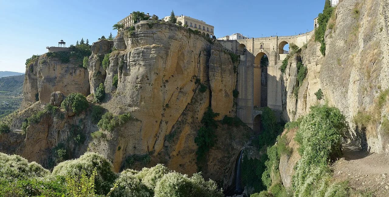 Seville to Ronda Bus: Direct Routes, Stations and Fares (2026)