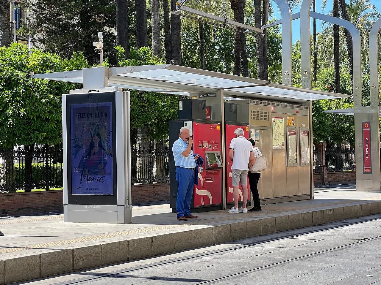 Seville Tram (MetroCentro): Route, Tickets and Times