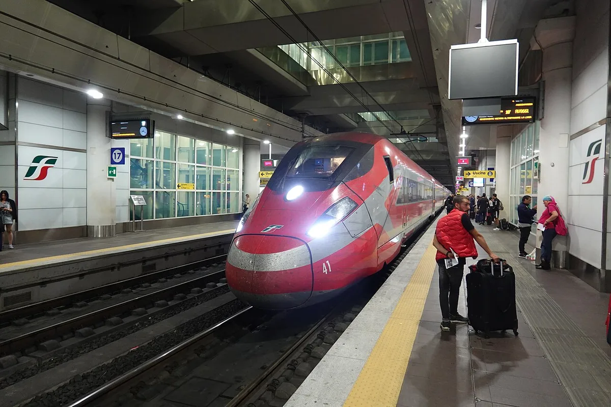 Frecciarossa at Bologna Centrale underground platforms