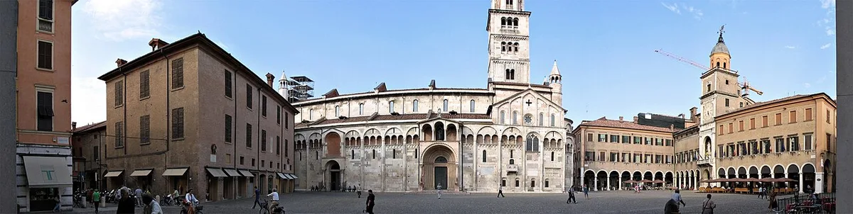 Piazza Grande in Modena, the rail gateway for an onward Maranello trip