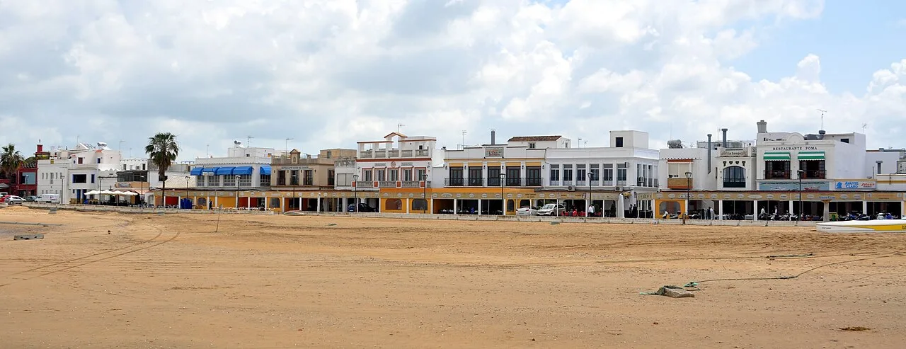 Waterfront buildings and beach at Bajo de Guía in Sanlúcar de Barrameda